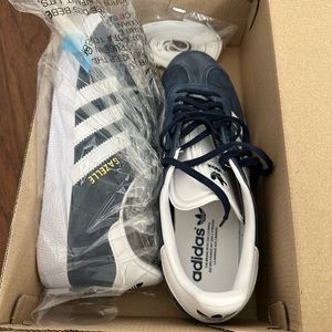 New Adidas Gazelle women’s shoes size 8